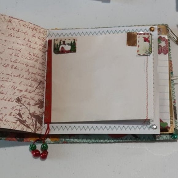 🥂 Christmas Journal with Handcrafted Decorations - Merry and Bright 🥰 - Picture 11 of 12